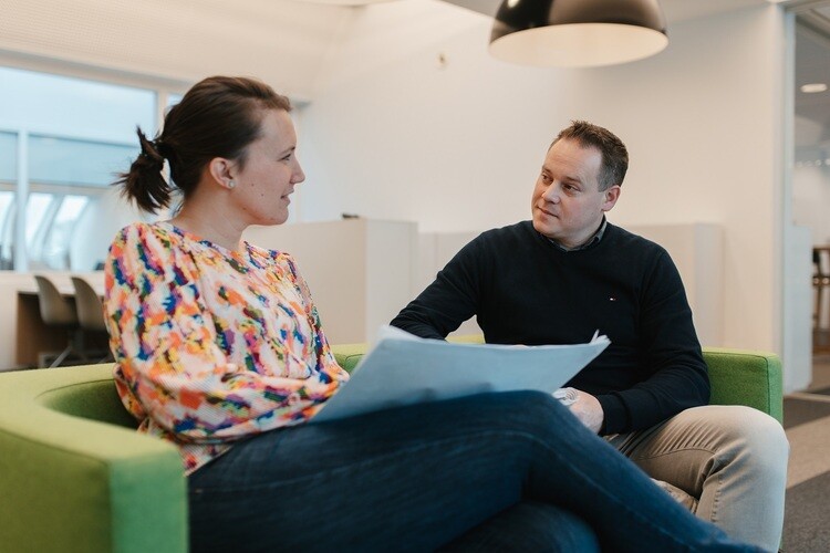 Tim in gesprek met Berber